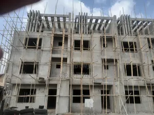 6bdrm Block of Flats in Jahi for sale
