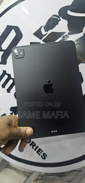 Apple iPad Pro 11 (2025) 256 GB Gray