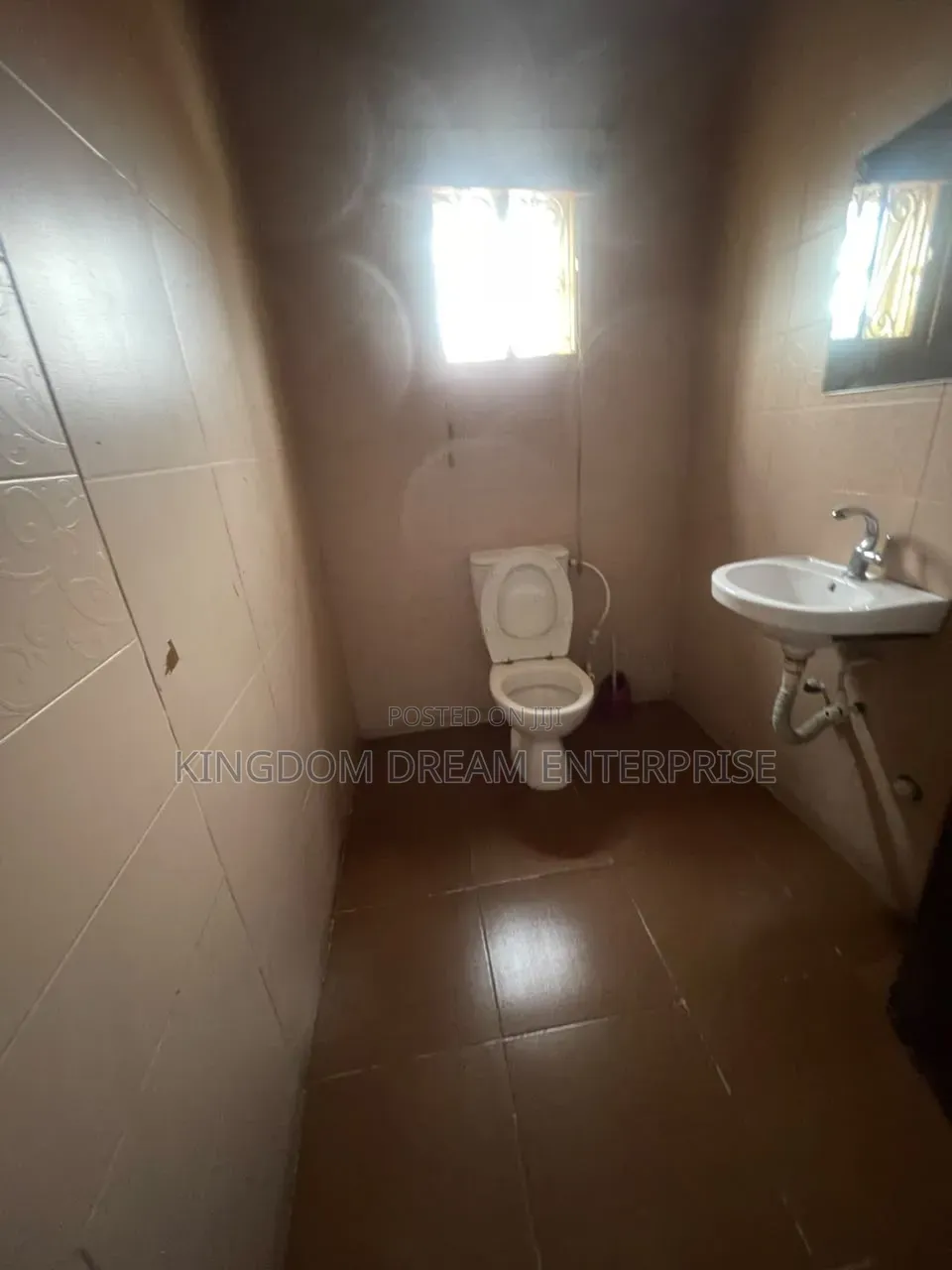 Office Buildings on 3 Floors Off Murtala Mohammed Way, Yaba
