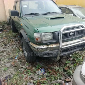 Nissan Frontier With Auxiliary Tokunbo