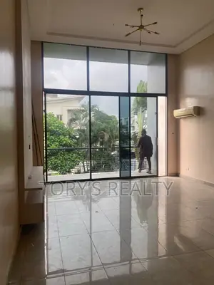 3bdrm Duplex in Old Ikoyi for rent