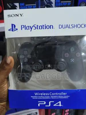 Dual Shock PS4 Controller