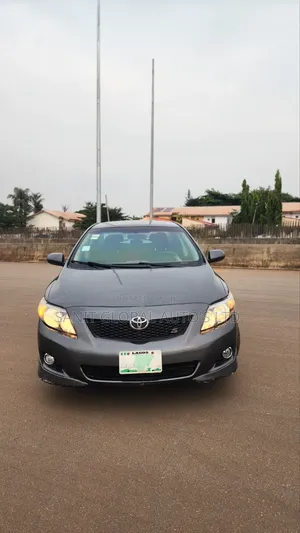 Toyota Corolla S 4dr Sedan (1.8L 4cyl 4A) 2010 Gray