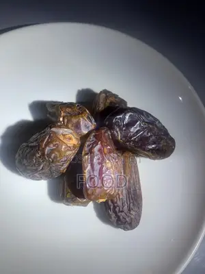 Medjol Date