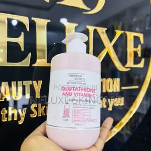 Nadinola Secret Glutathione and Vitamin C Lighgtening Body Lotion