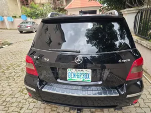 Mercedes-Benz GLK-Class 2011 Black