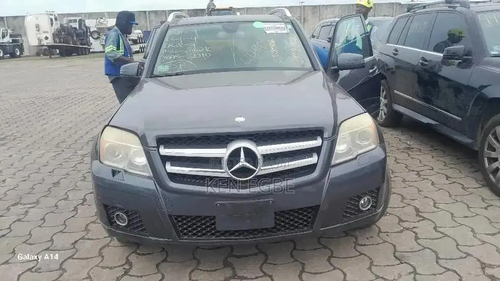 Mercedes-Benz GLK-Class 2011 Gray