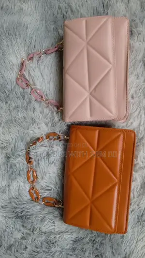 Women’s Stylish Crossbody Bag | Chain Strap Shoulder Bag