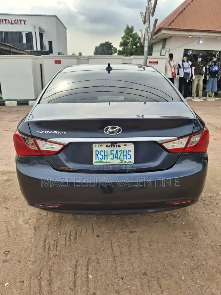 Hyundai Sonata 2013 Blue