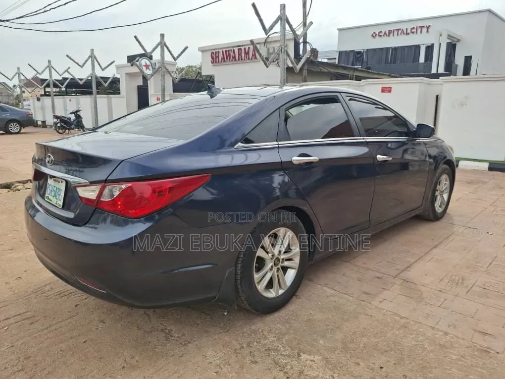 Hyundai Sonata 2013 Blue