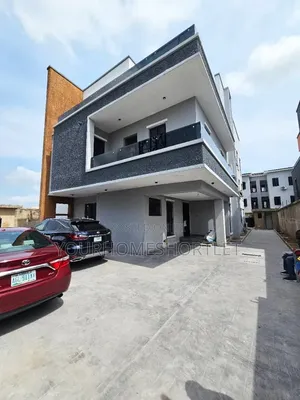 6bdrm Mansion in Ikeja GRA for sale