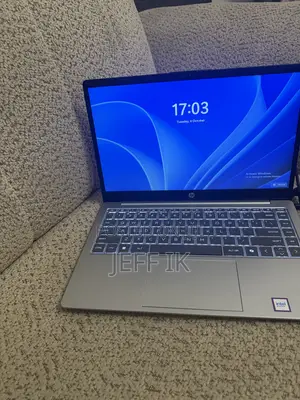 Laptop HP 14-ep0063 8GB Intel Core i7 SSD 512GB