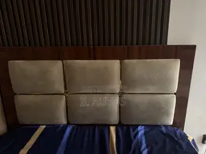 4.5 by 6 BEDFRAME