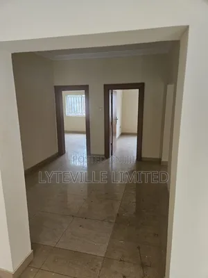 Renovated Office Flat Space