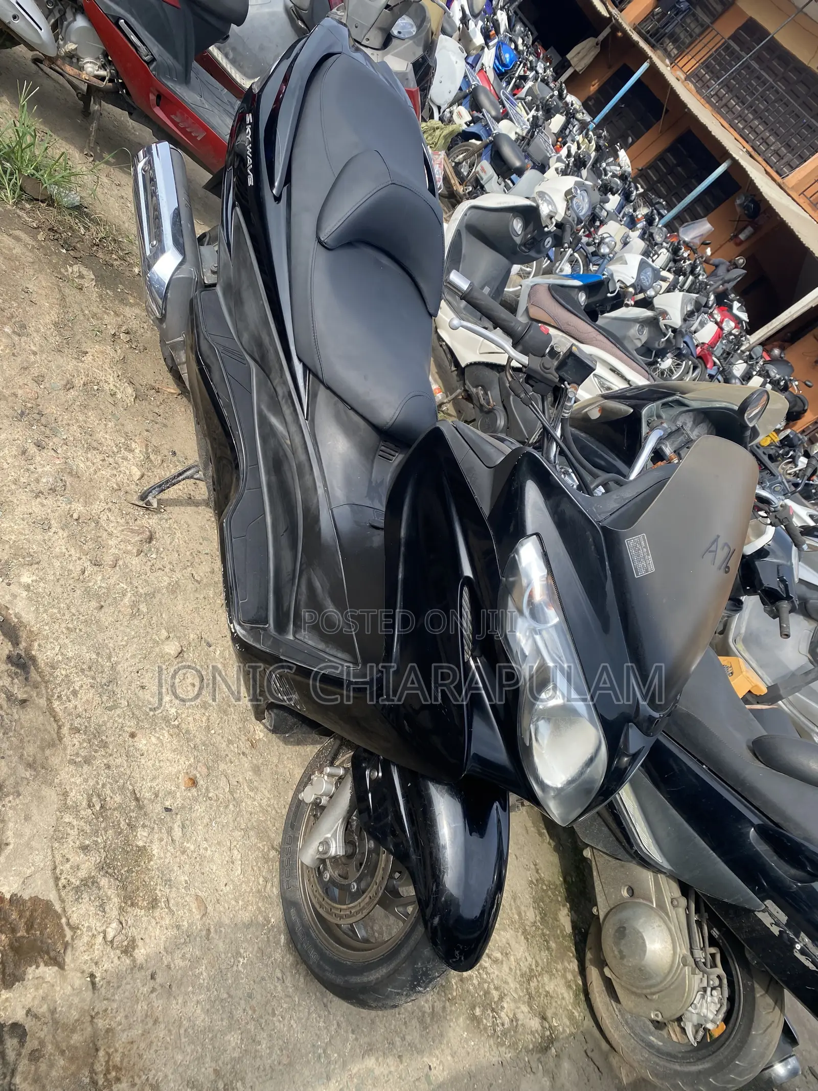 Suzuki 2016 Black