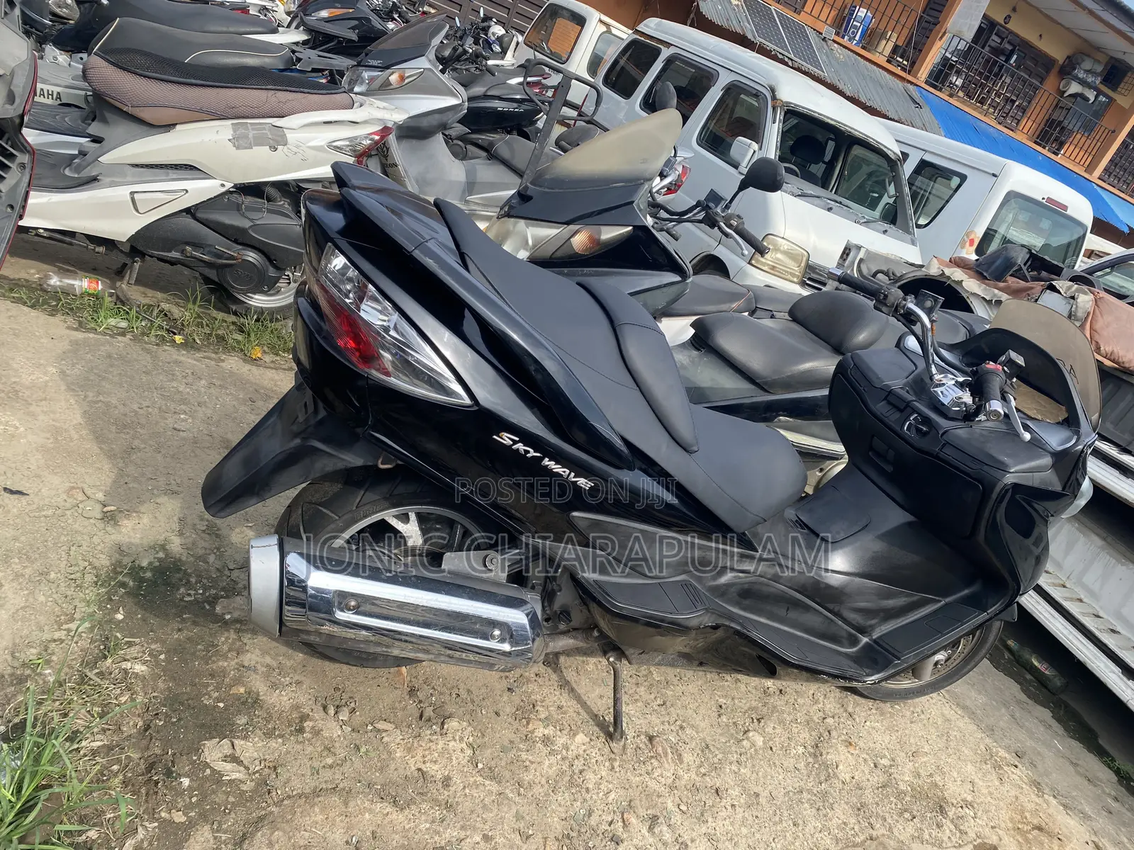 Suzuki 2016 Black
