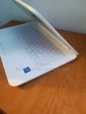 Laptop HP 14S 4GB Intel Celeron SSD 32GB