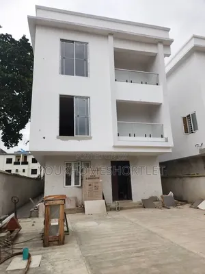 Six Bedroom Fully Detached Duplex With 2 Lounges