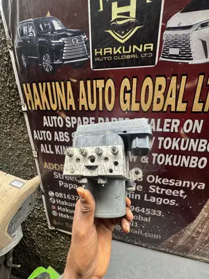 Toyota Tacoma 2013–2014 ABS Brake Pump
