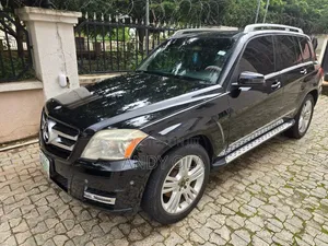 Mercedes-Benz GLK-Class 2010 Black