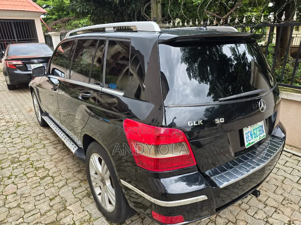 Mercedes-Benz GLK-Class 2010 Black
