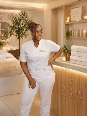 Professional Masseuse | Deep Tissue Massage