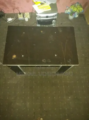 Portable Centre Table