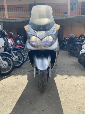 Yamaha Majesty 2010 Silver