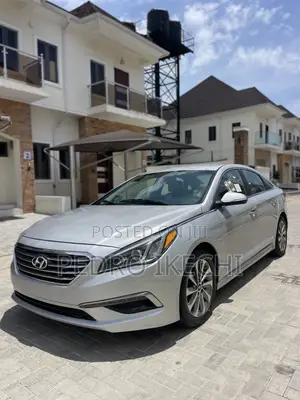 Hyundai Sonata SE 4dr Sedan (2.4L 4cyl 6A) 2015 Silver