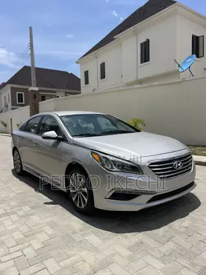 Hyundai Sonata SE 4dr Sedan (2.4L 4cyl 6A) 2015 Silver