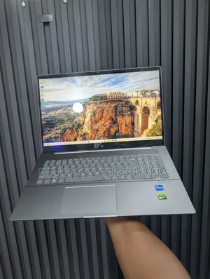 Laptop HP Envy 17 16GB Intel Core i7 SSD 1T