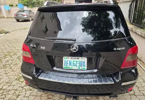 Mercedes-Benz GLK-Class 2010 Black