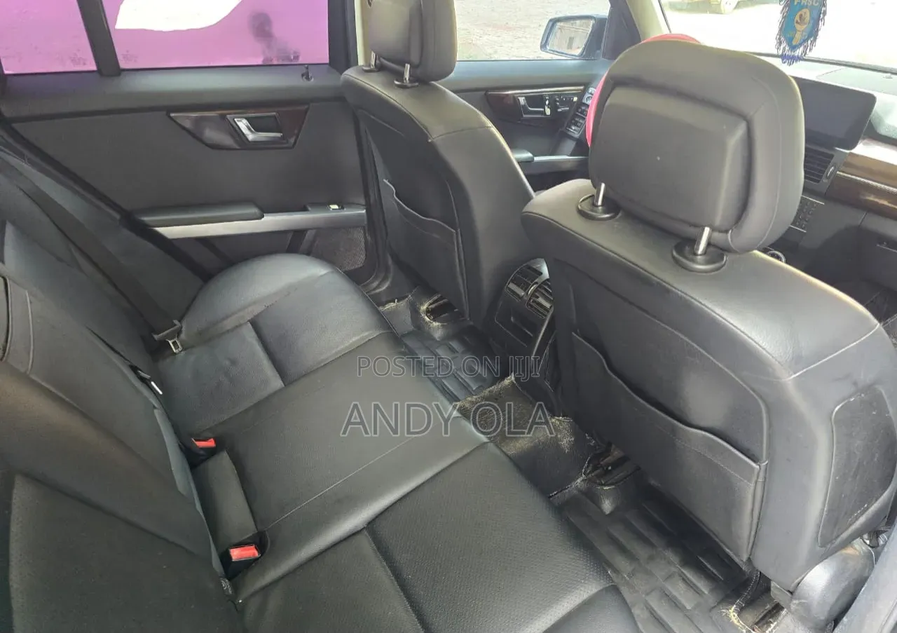 Mercedes-Benz GLK-Class 2010 Black