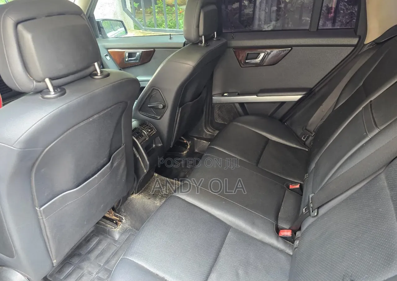 Mercedes-Benz GLK-Class 2010 Black
