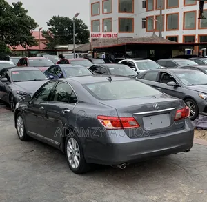 Lexus ES 2012 Gray