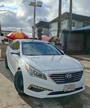 Hyundai Sonata Limited 4dr Sedan (2.4L 4cyl 6A) 2015 White