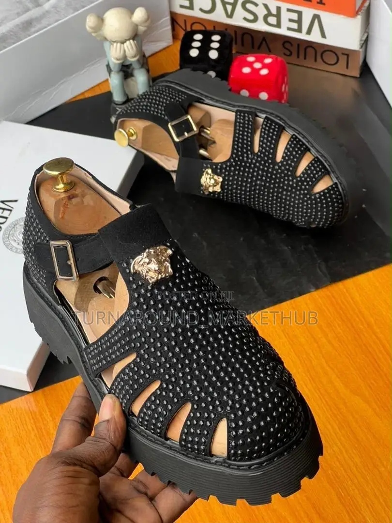 Palm Slippers / Shoe