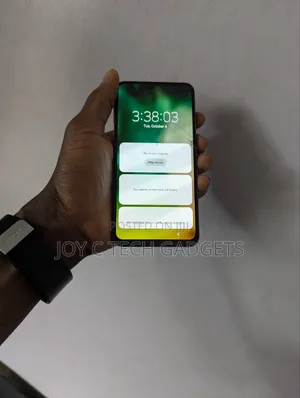 Samsung Galaxy S10e 128 GB Red