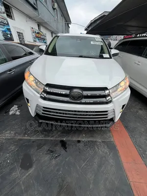 Toyota Highlander XLE 2019 White