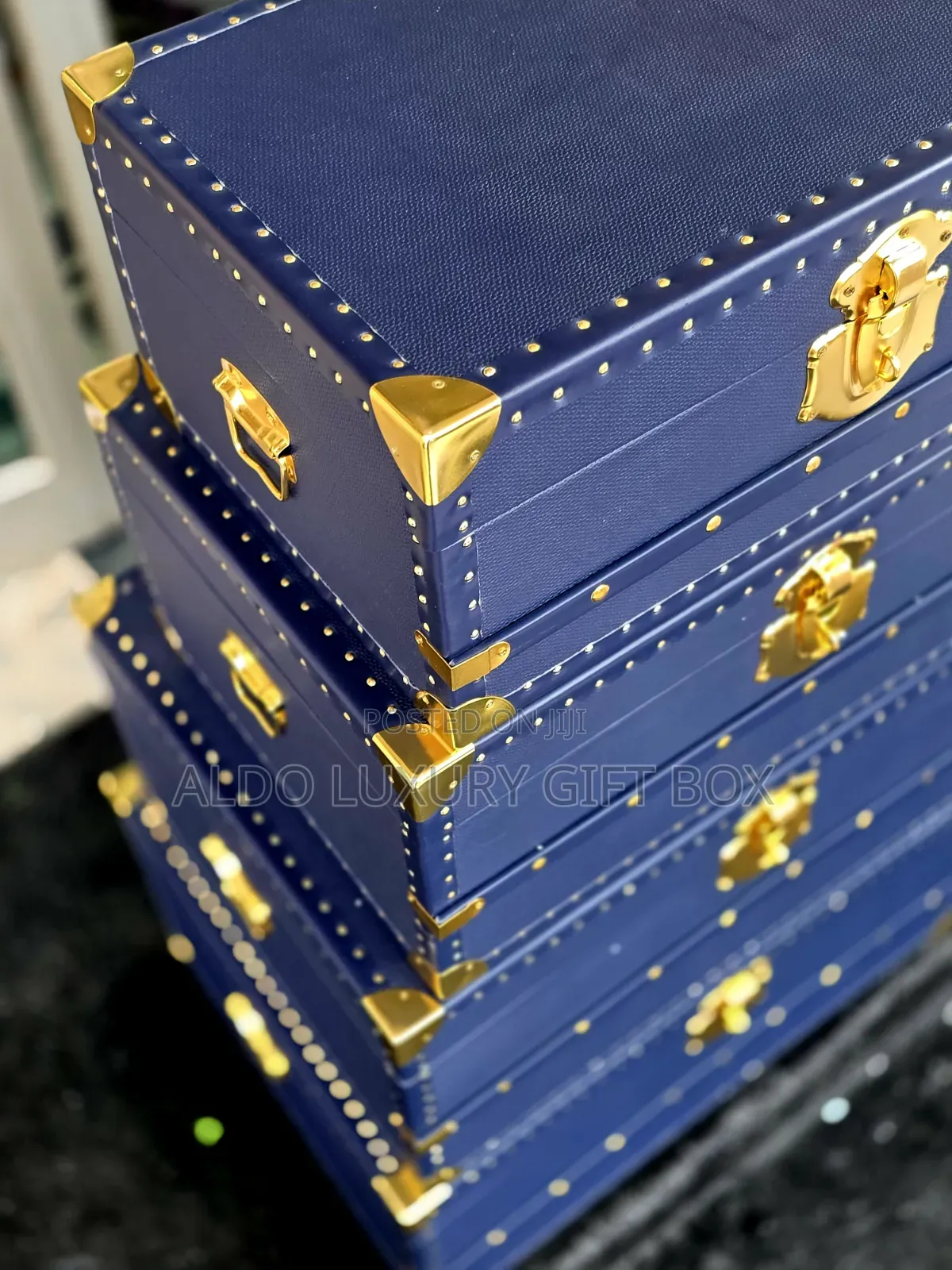 Hamper Boxes