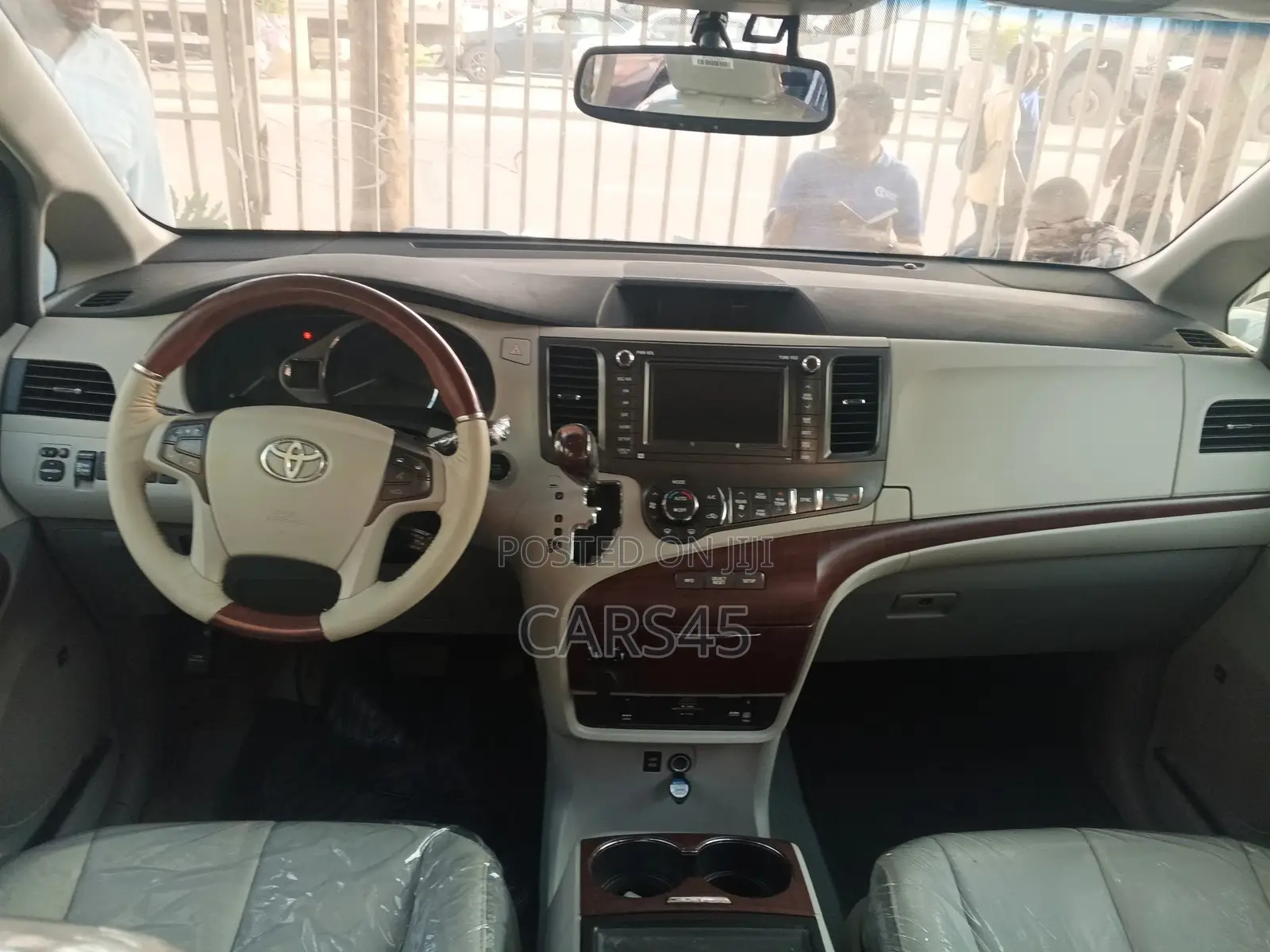 Toyota Sienna 2013 Gray