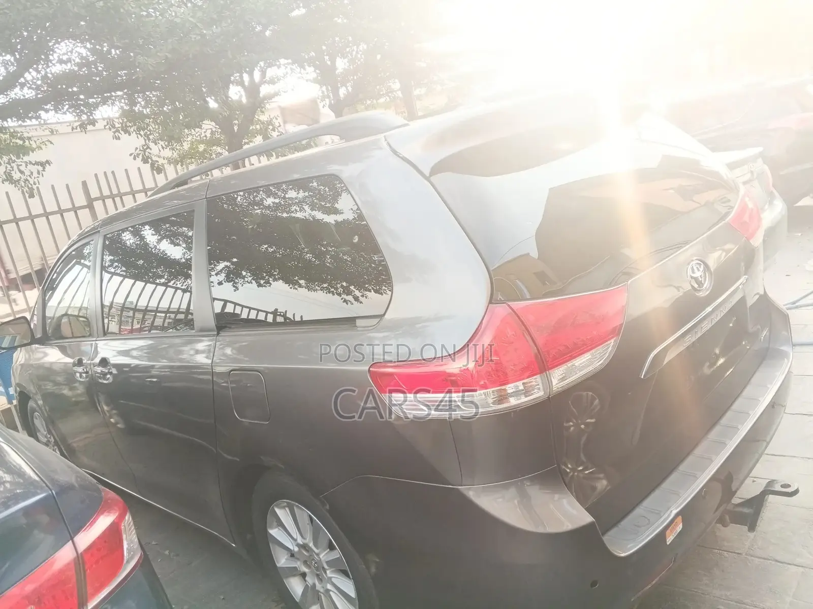 Toyota Sienna 2013 Gray