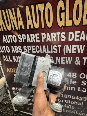 Toyota Tundra 2010–2011 ABS Pump