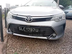 Toyota Camry 2016 Silver