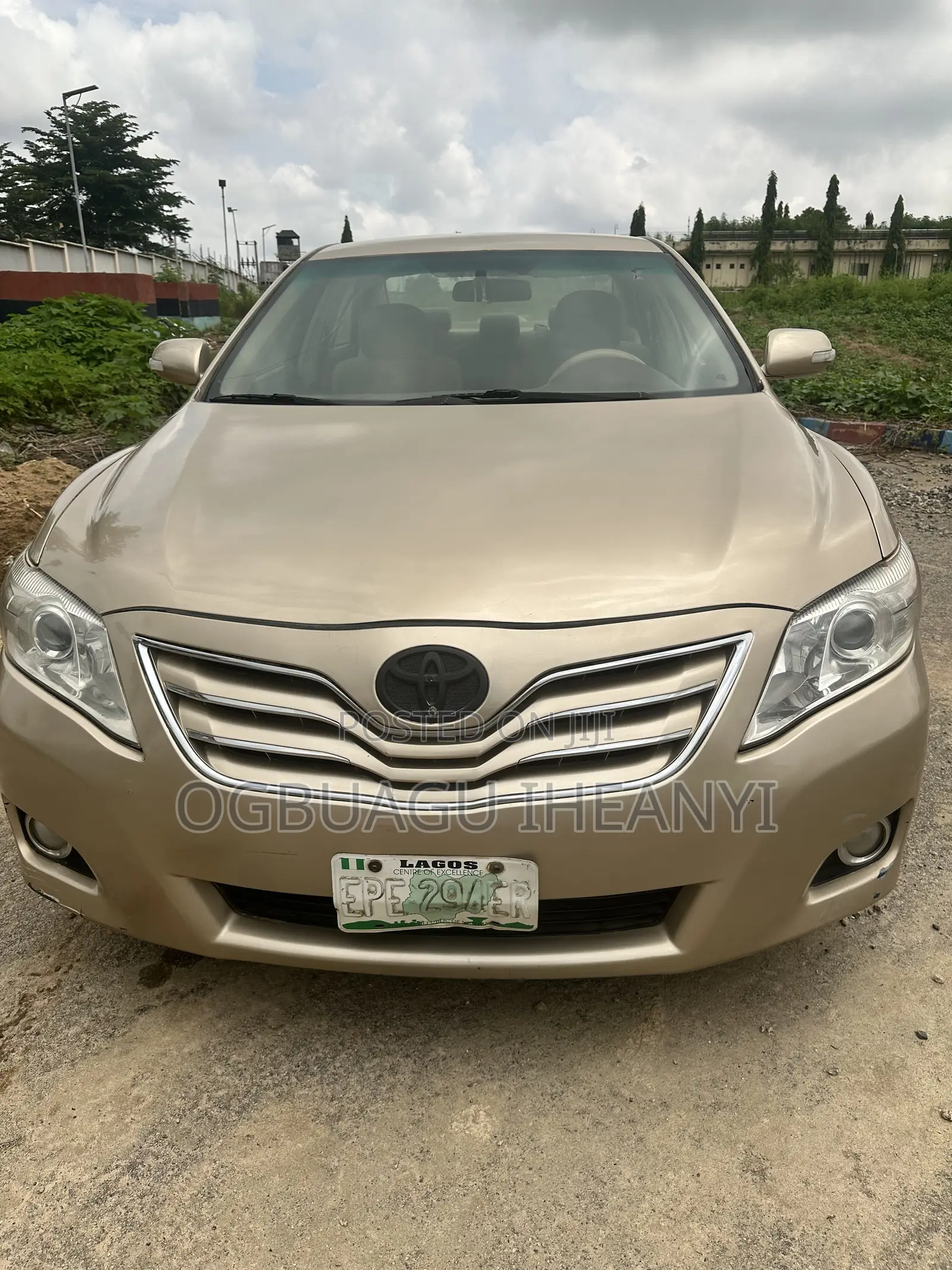 Toyota Camry 2008 Gold