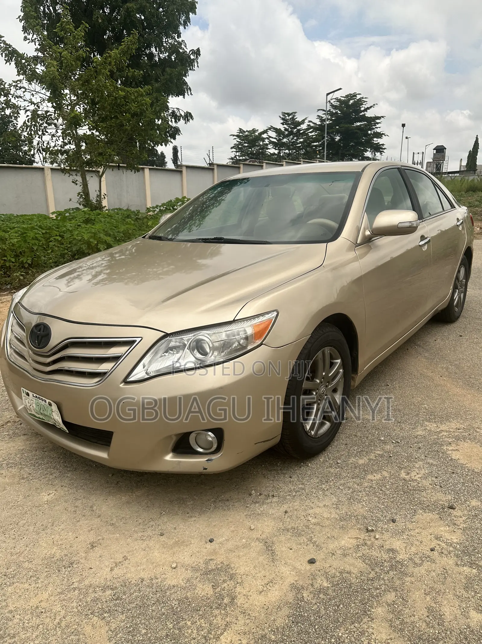 Toyota Camry 2008 Gold