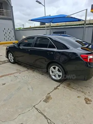 Toyota Camry SE 4dr Sedan (2.5L 4cyl 6A) 2012 Black