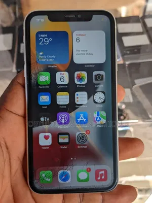 Apple iPhone 11 64 GB White
