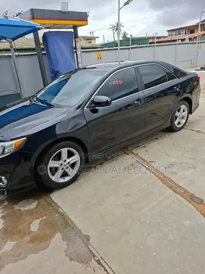 Toyota Camry SE 4dr Sedan (2.5L 4cyl 6A) 2012 Black