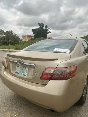 Toyota Camry 2008 Gold